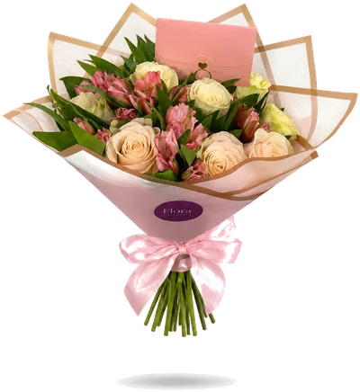 Ramo de rosas y alstroemerias en papel kraft translúcido